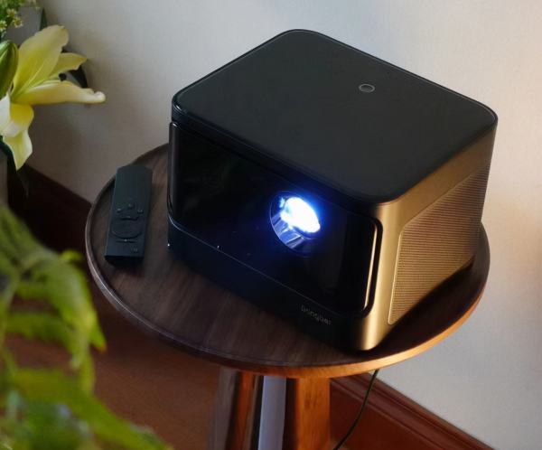 当贝x3亮度实测分享3200ansi流明亮度白天客厅能看双十一买到宝