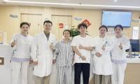 杭州近视手术：高考后的“睛”喜少年和妈妈一起摘镜，尽享清晰！